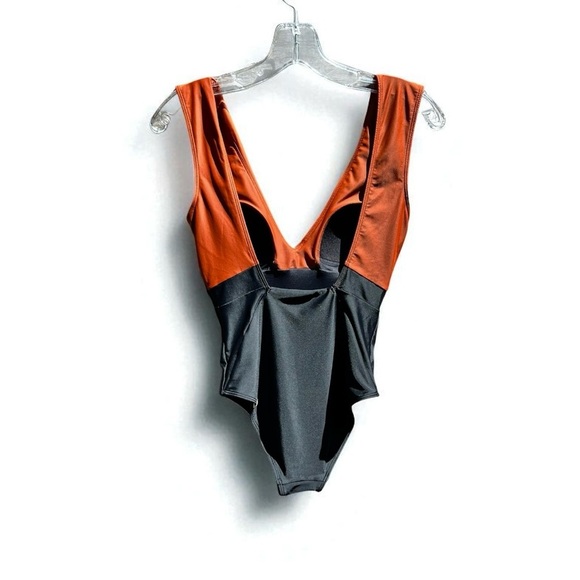 🌻NEW Summersalt The Ruched Backflip Swimsuit in Amber/Sea Urchin | Size 2 - Picture 7 of 10